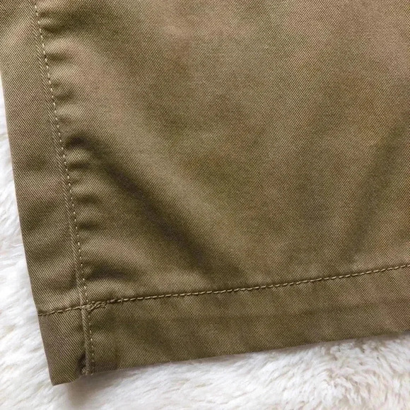 GAP Factory Khaki Straight Fit Pants Size 32 - Picture 3 of 16
